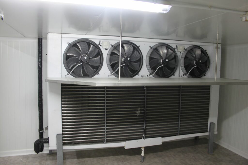 Batterie d'évaporateurs d'un tunnel de congélation